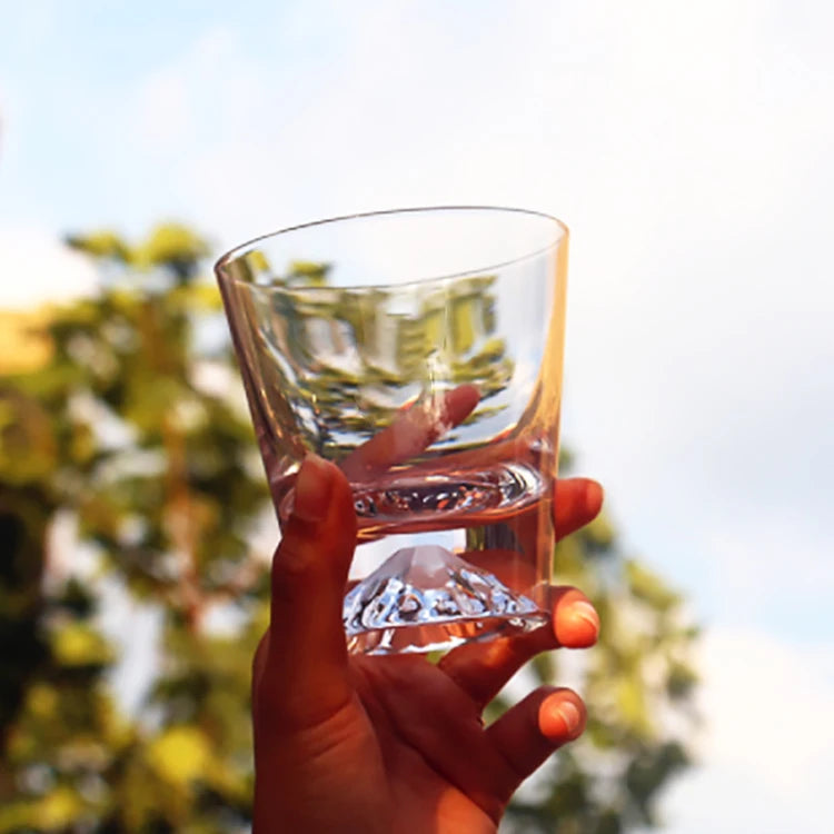 Transparent Snow Peak Tumbler,Fuji Mountain Whiskey Glass,Modern Whisky Drinking Glass，Luxury Scotch Glass,Artistic Rock Glass