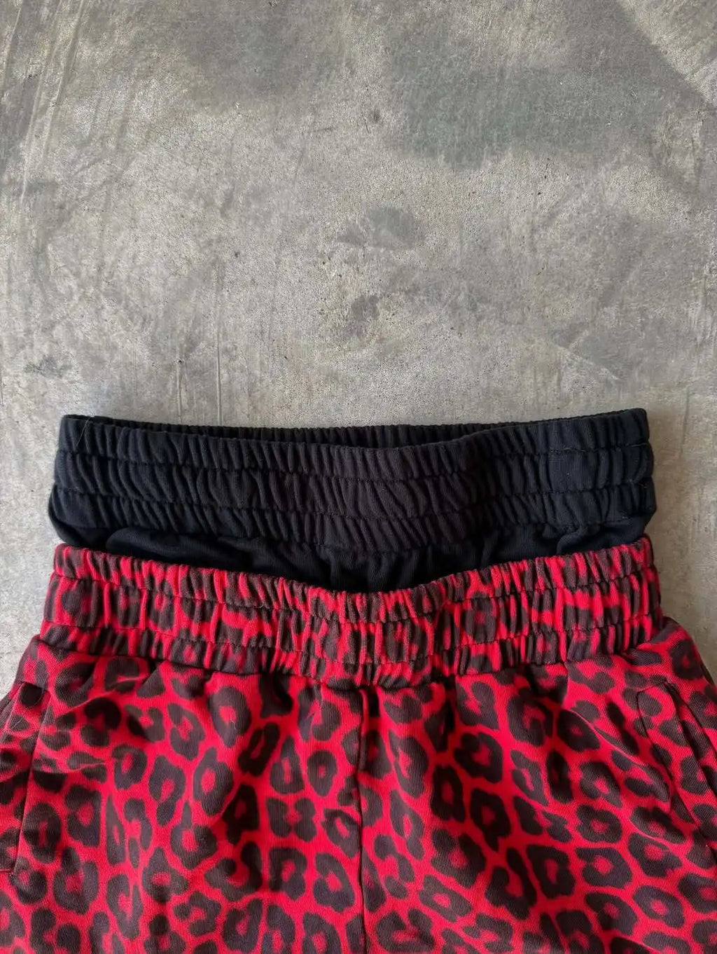 New Loose Y2K Leopard Print Design with Elastic Punk Embroidery Rope Casual Pants for Men in the Summer of 2026