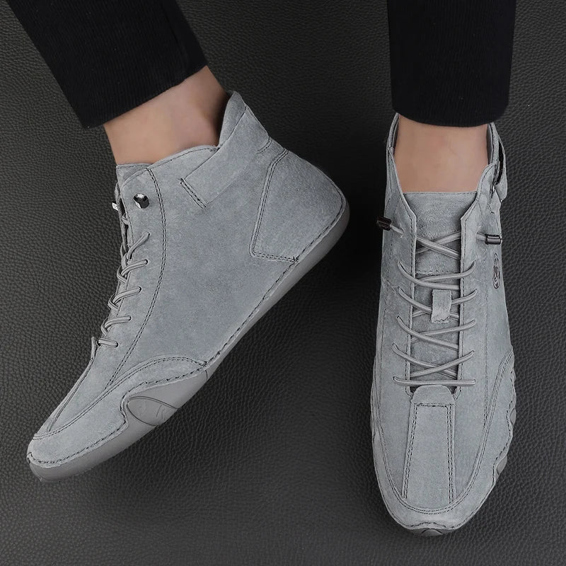 CLOHOO Men's Casual Ankle Boots Lace Up Walking Lightweight Comfortable Sneakers Motorcycle Outdoor Winter Warm Fashion Shoes
