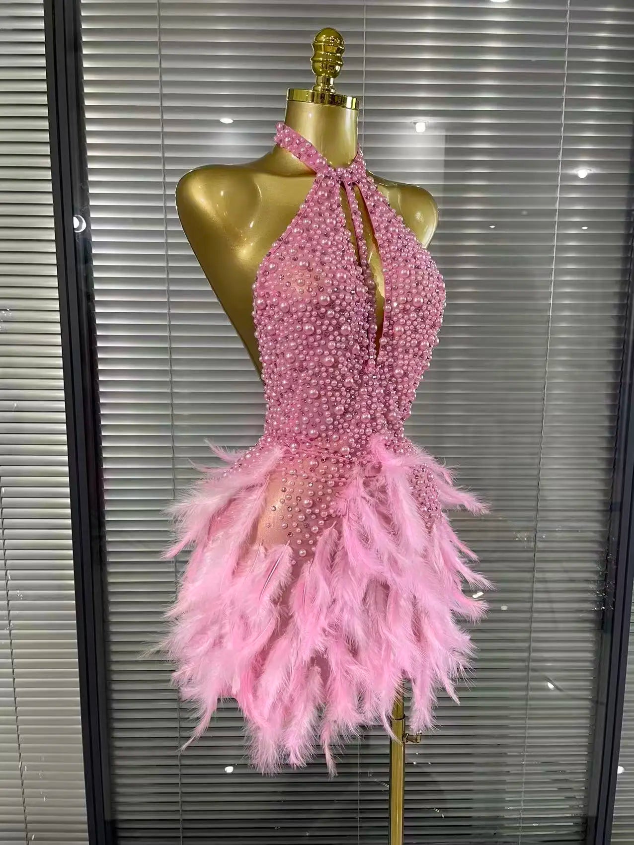 Shining Beading Women Sexy Halter Backless Feathers Bodycon Mini Dress Nightclub Party Celebrate Birthday Photoshoot Outfit