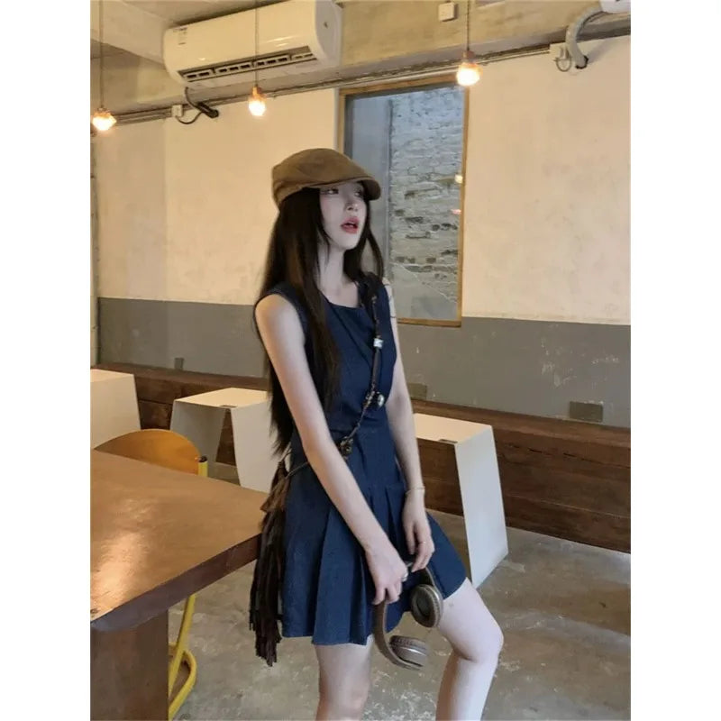 Retro Literary Round Neck Denim Vest Skirt For Women Summer New Loose Slimming Pleated A-line Skirt