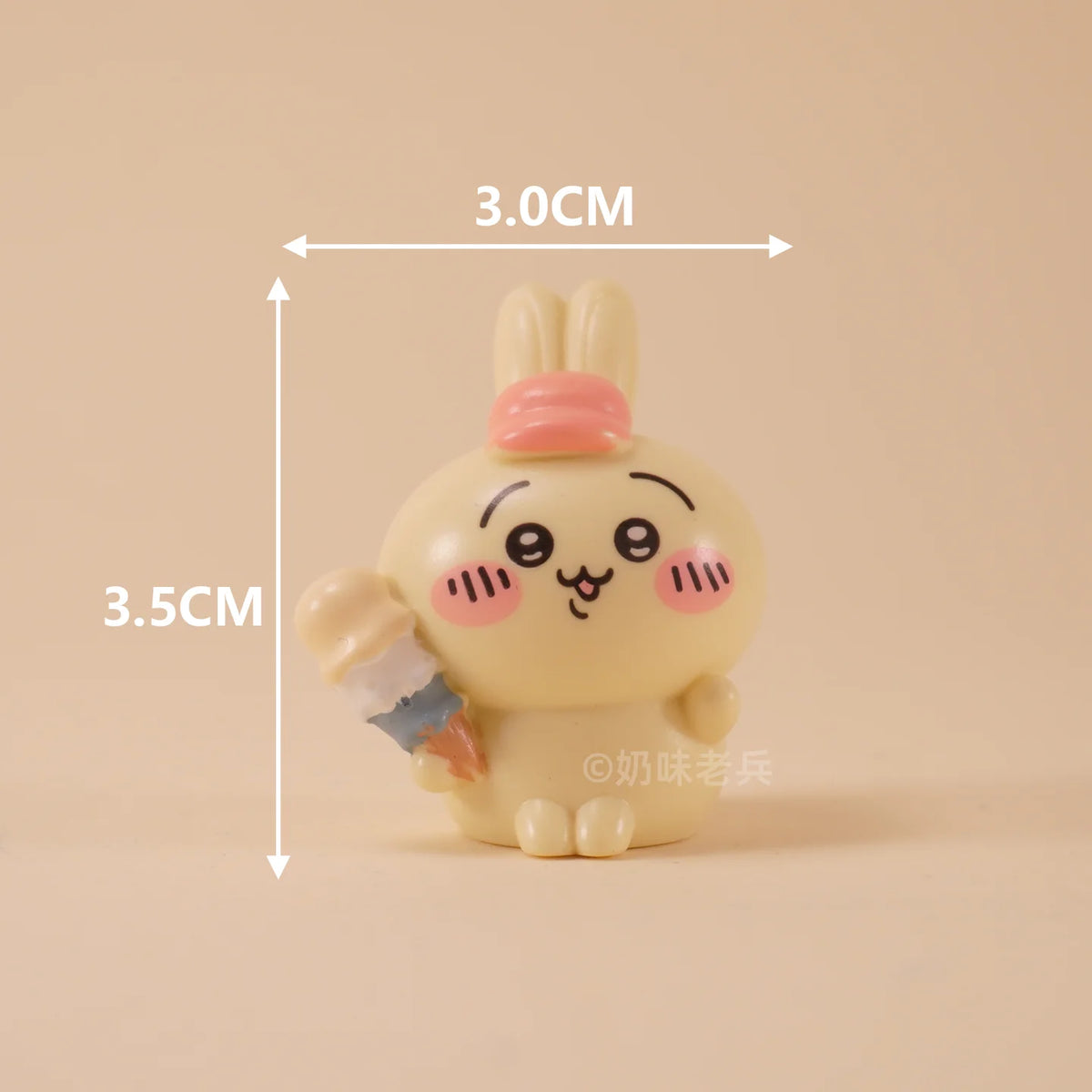 Cute Momonga Hachiware Mini figurine cute cartoon Chiikawa Usagi in-vehicle ornament desktop trinket gifts for girls