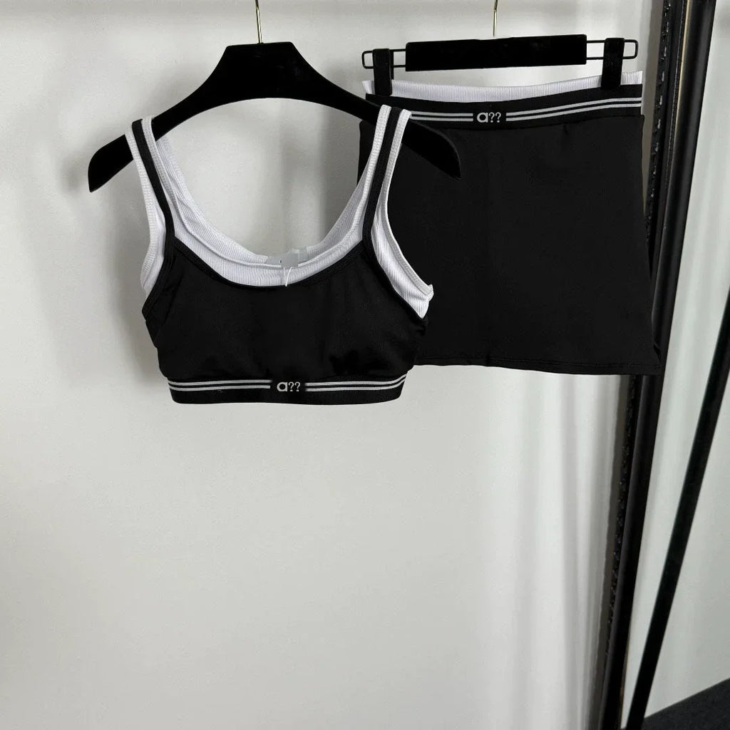 2026 Summer New Style Sports Outfit Fake Two-Piece Assembly with Chest Pad Strapless Top Shorts Skirt