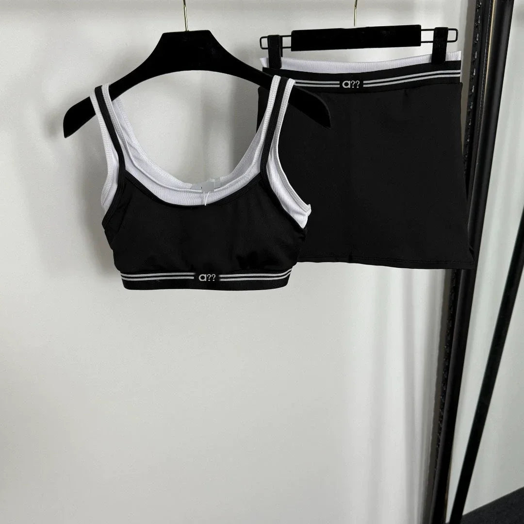 2026 Summer New Style Sports Outfit Fake Two-Piece Assembly with Chest Pad Strapless Top Shorts Skirt