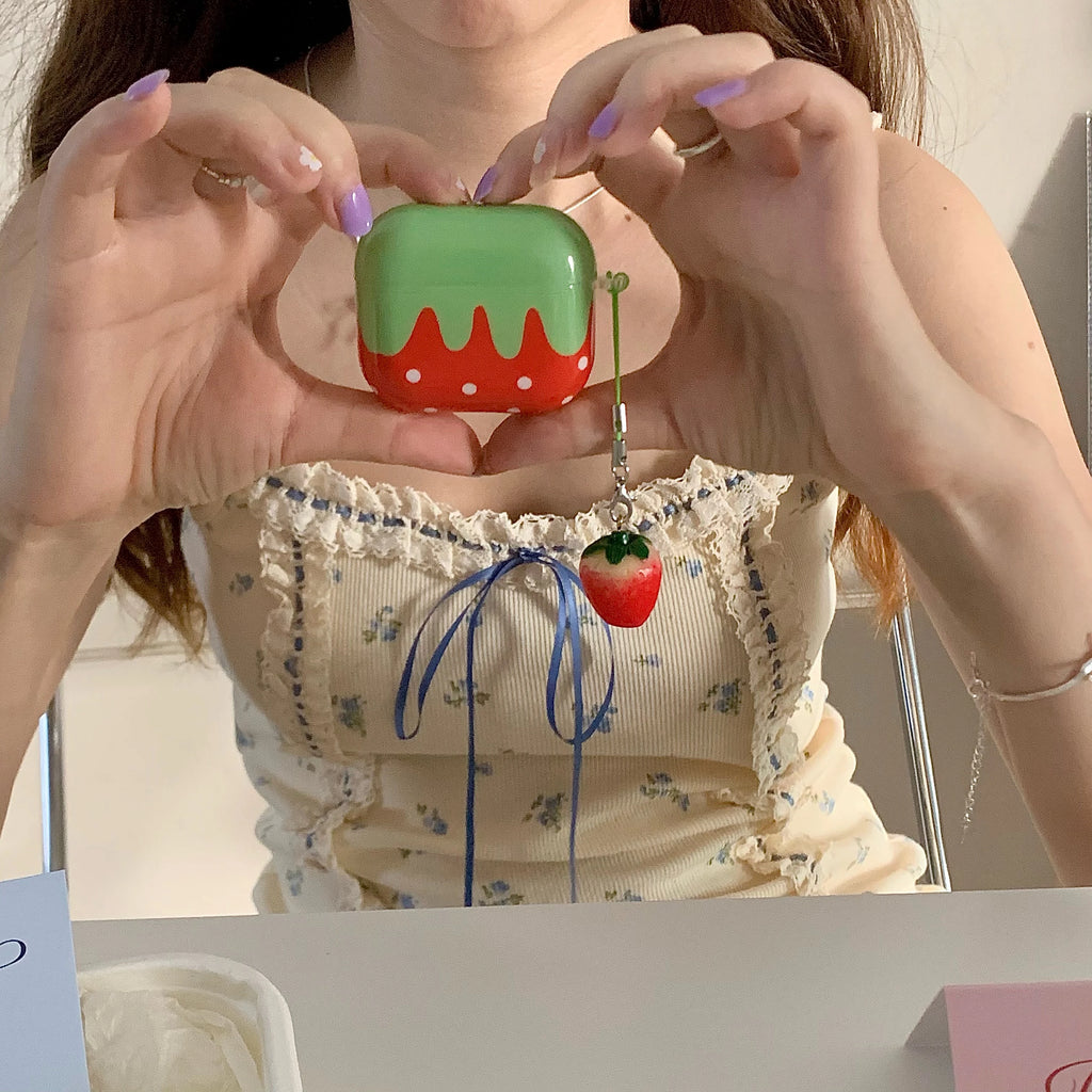 Cute Lovely White Polka Point Red Strawberry Glossy Earphones Cover Case for AirPods 1 2 3 4 5 Pro 2 Pro 3 with Charm Pendant