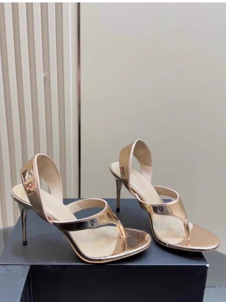 Women's Summer New Round Head Stiletto Sandals European and American Fashion Sexy Sizes 34-46 Large Sandals