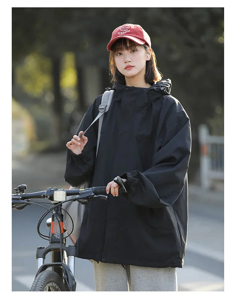 Women Outdoor Waterproof Cycling Jackets Autumn Winter Multi-Pocket Workwear Climbing Clothes Lightweight Loose Windbreaker Coat