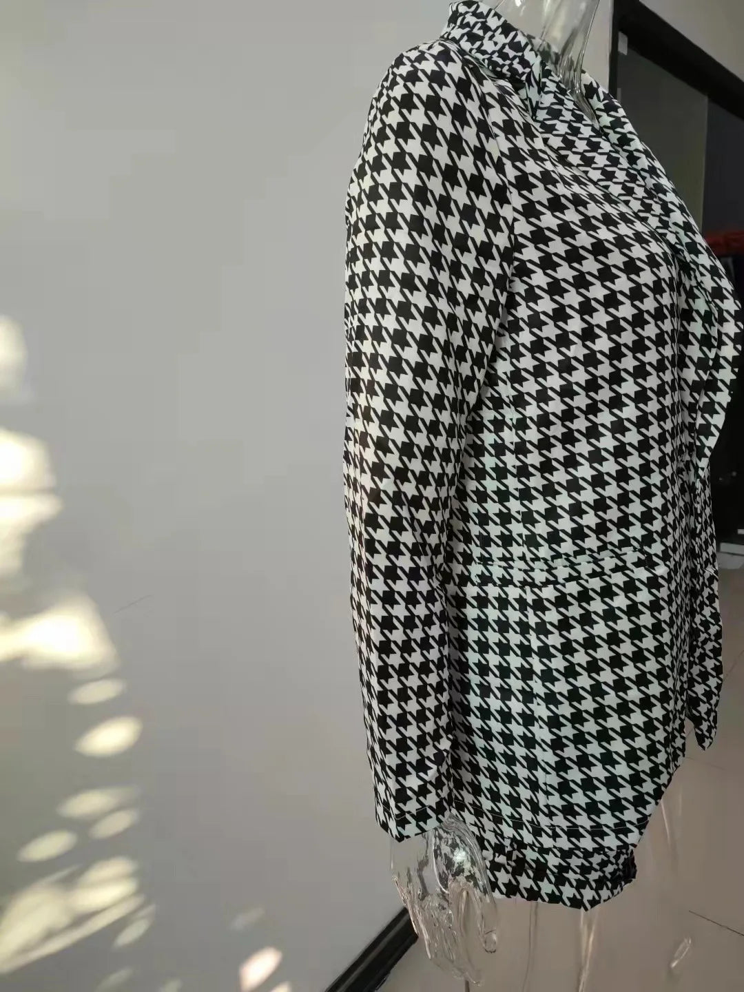 2026 Elegant Two Piece Blazer Suit Sets Women OL Office Sets Slim Cardigan Blazer Shorts Solid 2 Piece Set Casual Blazers Set