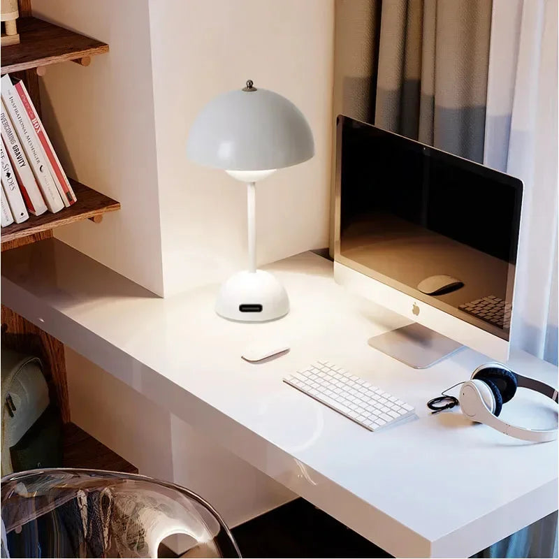 USB Rechargeable Mushroom Table Lamp Three Speed Adjustment Indoor Lighting Fixture Flower Bud Desk Lamps Hoom Decor Night Light