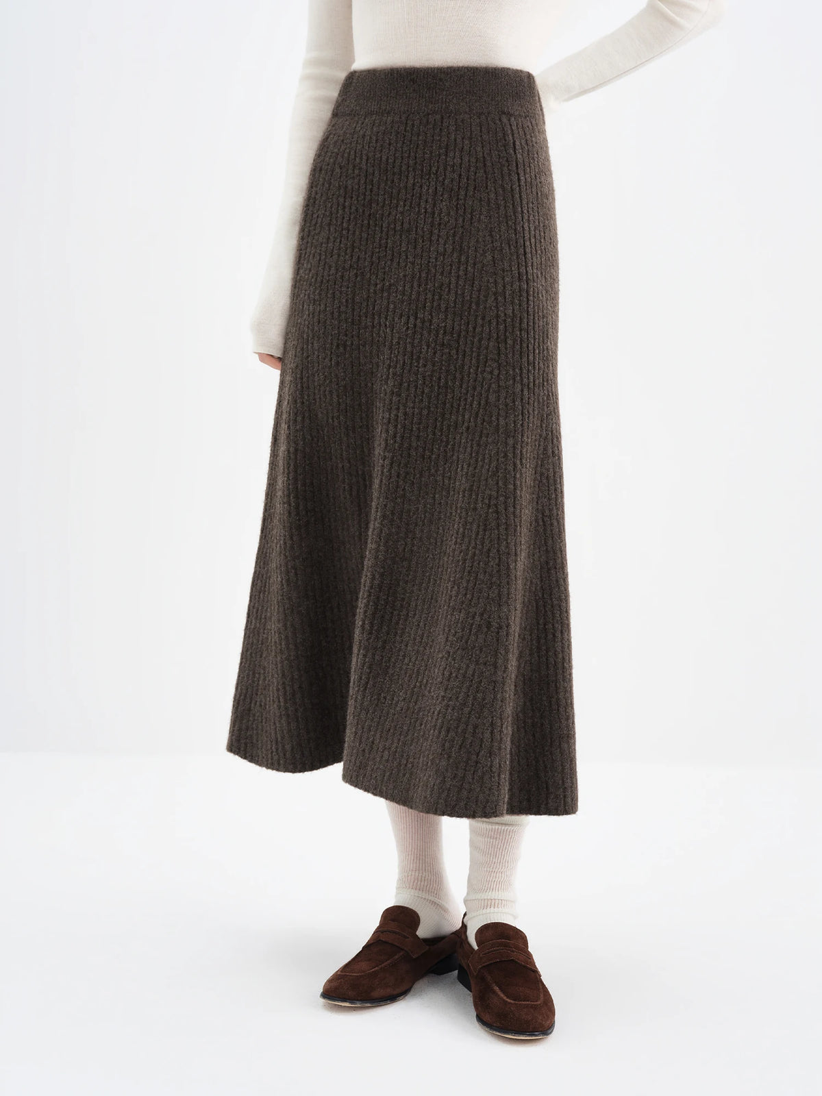 FSLE Fall 2025 Winter New Arrival Elegant Knitwear Twisted Knit Sweater and Skirt Two-Piece Outfit Sweater and Long Skirts Sets