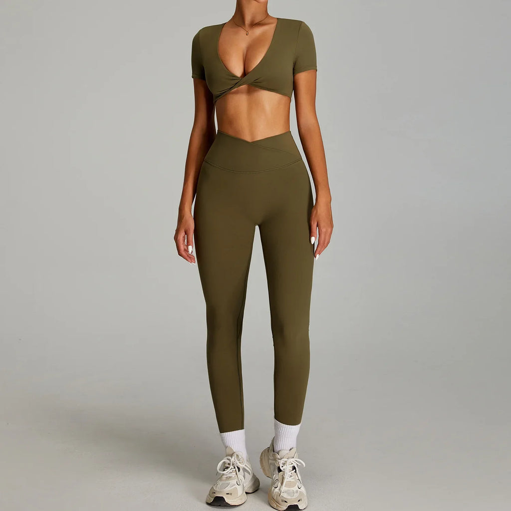 2025 New Women's High Waist Yoga Set - Seamless & Breathable 2-Piece Workout Outfit for Gym, Pilates & Running (+3 Colors)