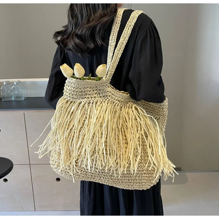 Casual Tassel Woven Women Shoulder Bags Handmade Fringe Lady Handbags Summer Beach Large Tote Bag Big Shopper Purse for Vacation