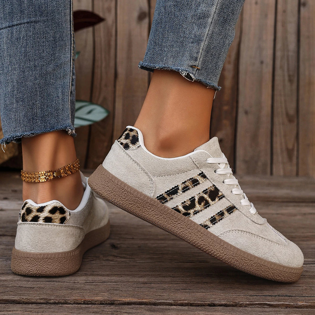 New Leopard Print Casual Sports Shoes for Autumn Winter, Large-sized Lace-up Anti-slip Round-toe Lace-up Women's Single Shoes 74