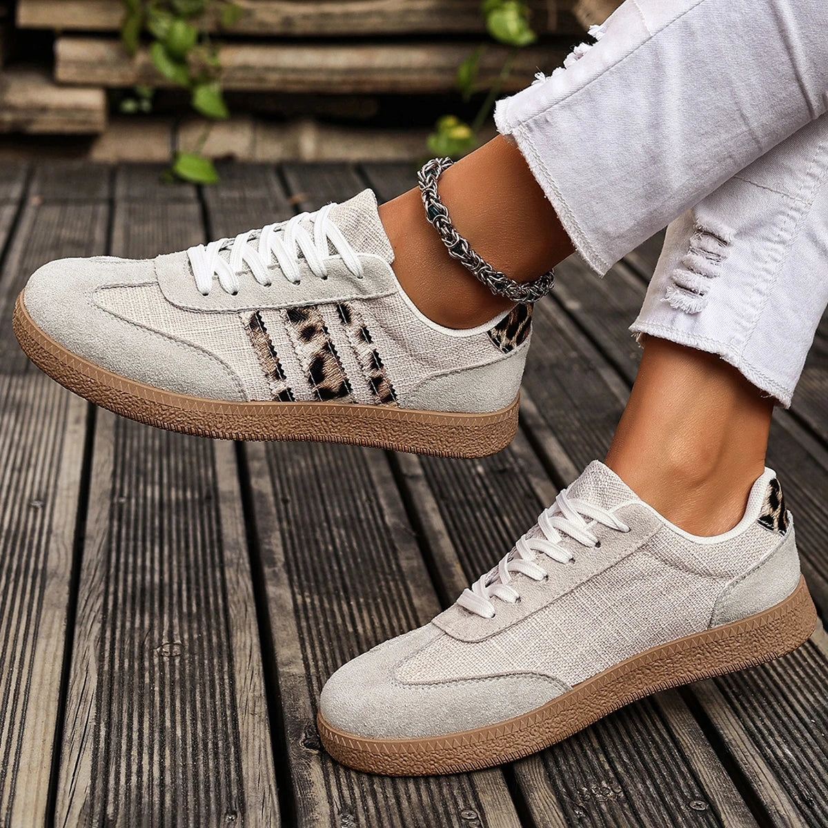 New Leopard Print Casual Sports Shoes for Autumn Winter, Large-sized Lace-up Anti-slip Round-toe Lace-up Women's Single Shoes 74