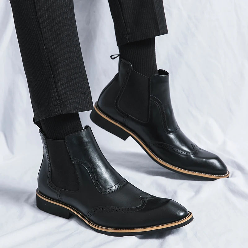 Genuine Leather Shoes Chelsea Boots for Women Retro Carved Boots Round Toe Ankle Boots British Style Women Shoes Winter/Autumn