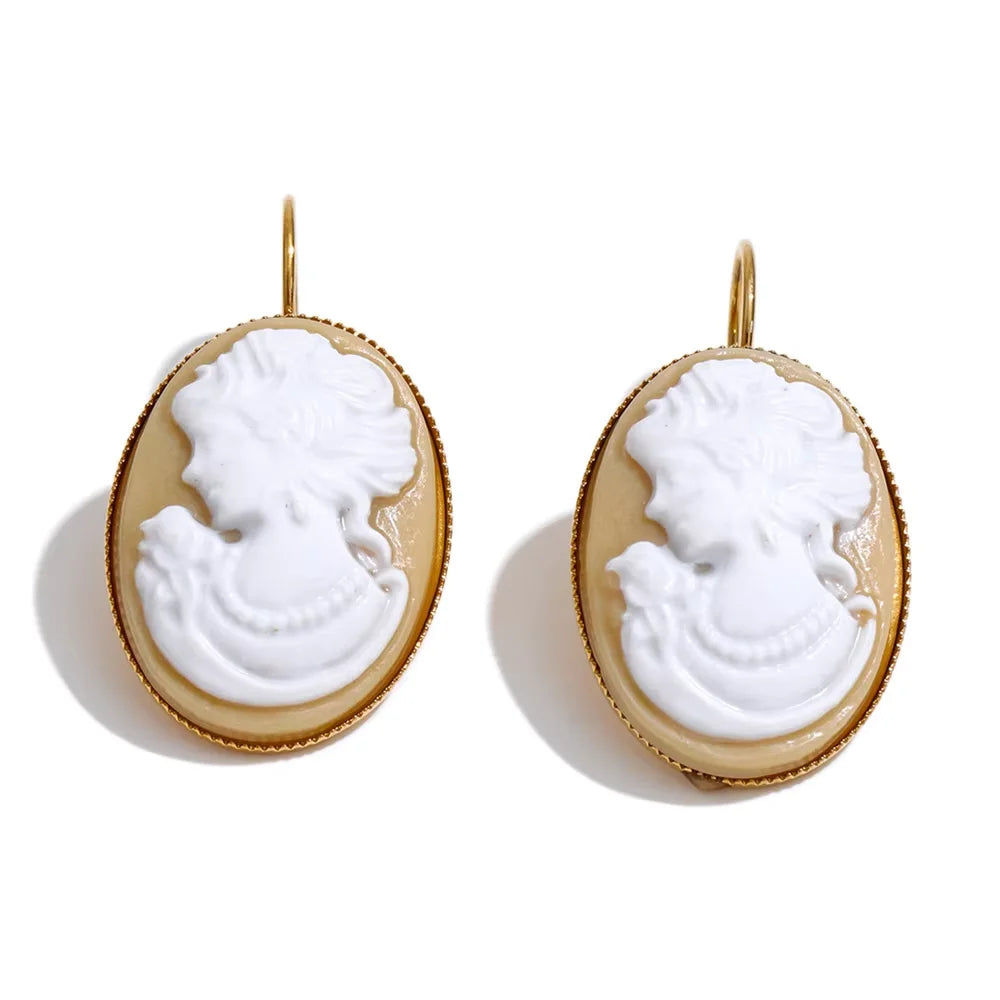 Yhpup 2026 Handmade Jewelry Rope Braided Resin Chain Portrait Flower Drop Charm Statement Necklace Exclusive Accessories