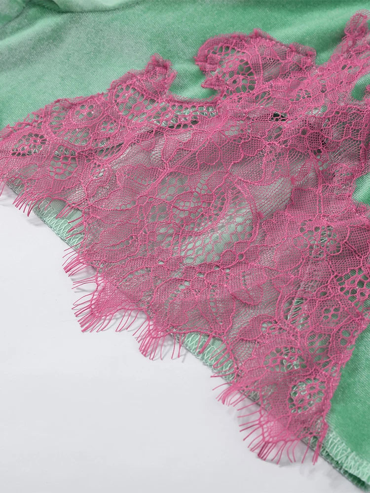 Y2K Velvet Lace Splicing Shorts Women Elastic Waist Contrast Pink Lace Trim Summer Loose Mini Pants Beach Vacation Wear Clothes