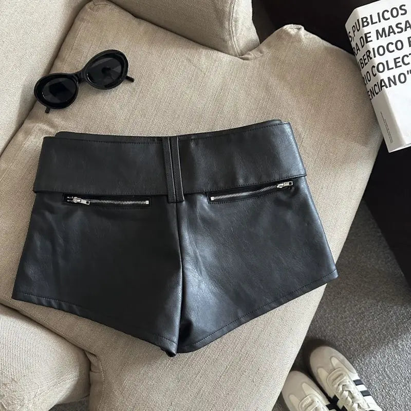 New 2026 Fashion Design Wide Belt PU Leather Shorts Women's Casual Booty Shorts