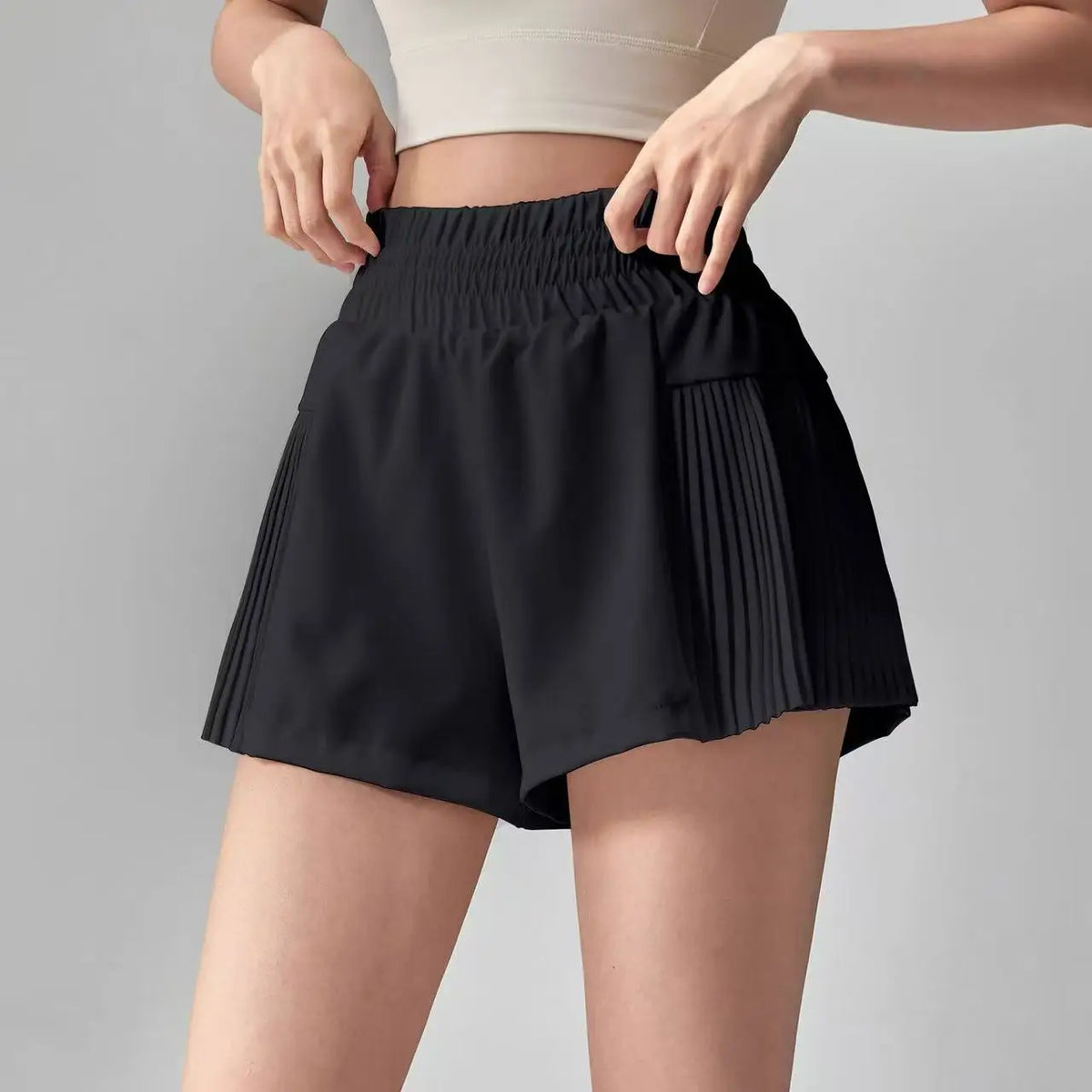 Women's Yoga Shorts Fake Two-Piece Loose-Fit Anti-Exposure Breathable Quick-Dry Running Fitness Sports Cropped Pants with Pocket