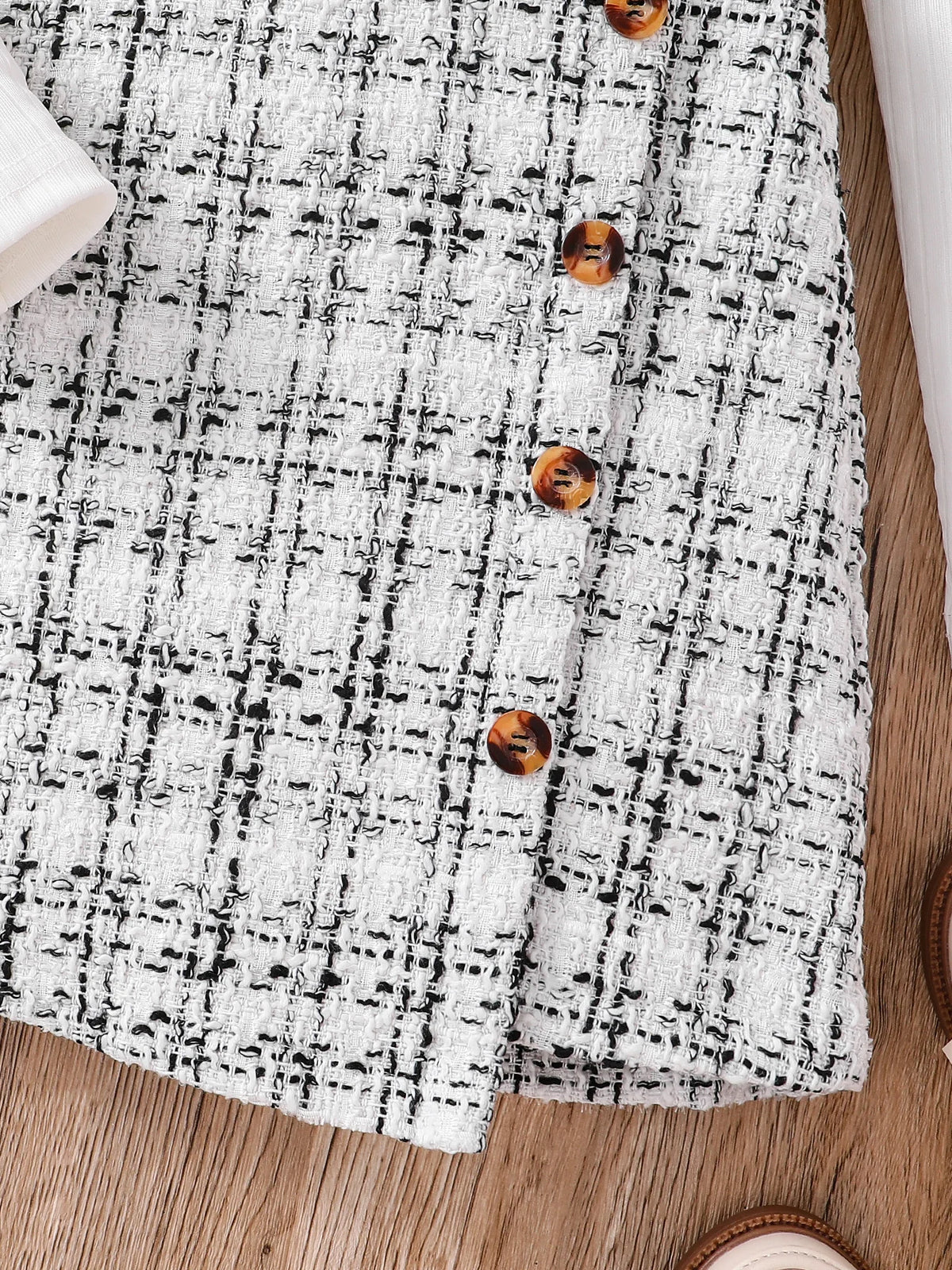 Spring and Autumn children's 2-piece fashion casual clothing white high-neck long-sleeved flying sleeve top + plaid A-line skirt