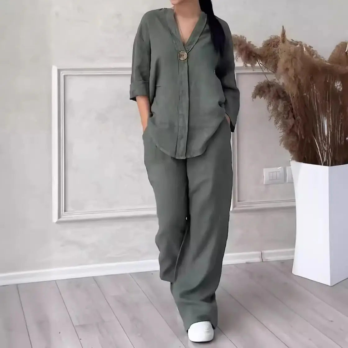 Fashionable and elegant women's suit Simple and casual Solid color comfort Short shirt high waisted loose pants two-piece set