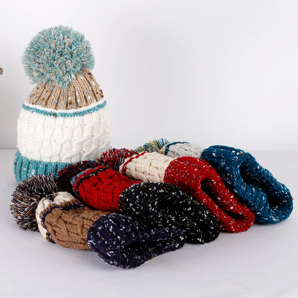2024 skiing Cashmere Woman Winter Hat Autumn Beanies With Pompom Warm Wool Skullies fashion acrylic beanies winter hat