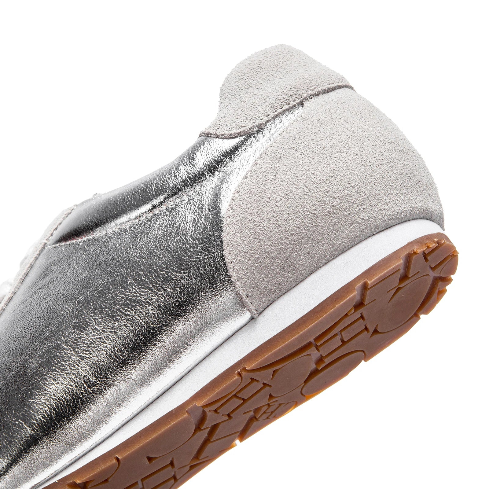 CHCH Women's Vulcanized Shoes 2025 Autumn New Silver Lace Lightweight Sports Shoes Outdoor Casual Shoes