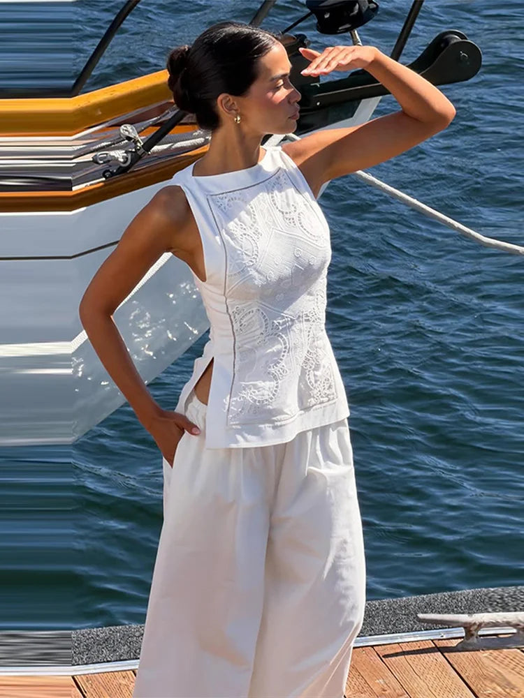 Fashion Openwork Embroidery Solid Women's Top Sleeveless Waist Cinching Tops Chic 2026 Summer New High Street Wear Lady Clothing