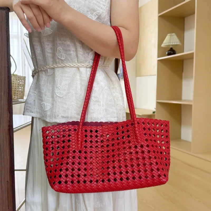 2026 New Fashion Hollow Out Woven Tote Bag for Women Large Capacity Commute Single Shoulder Handbag for Summer