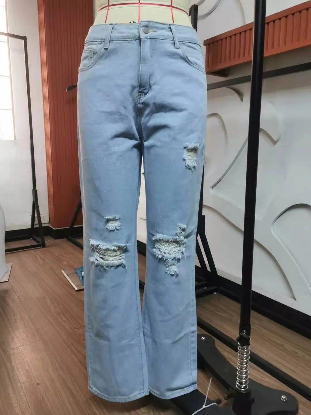 Women's Light Washed Ripped Denim Jeans Casual Trendy High Waist Straight Leg Pants