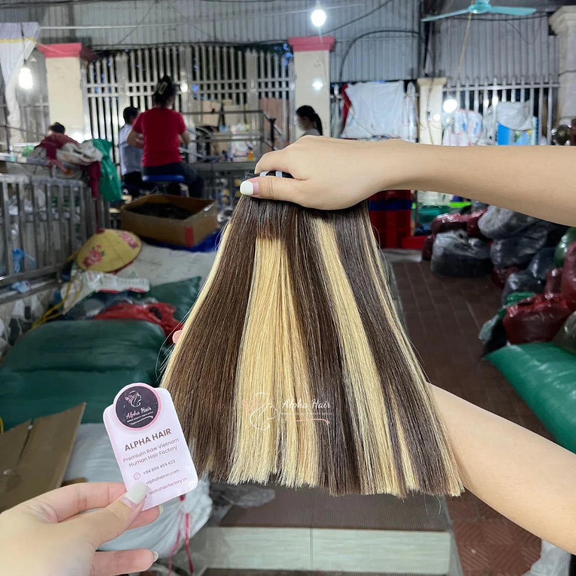 Silky Bone Straight Vietnamese Unprocessed Human Hair Weaving Custom Color Lace Front Wigs and Hair Bundles