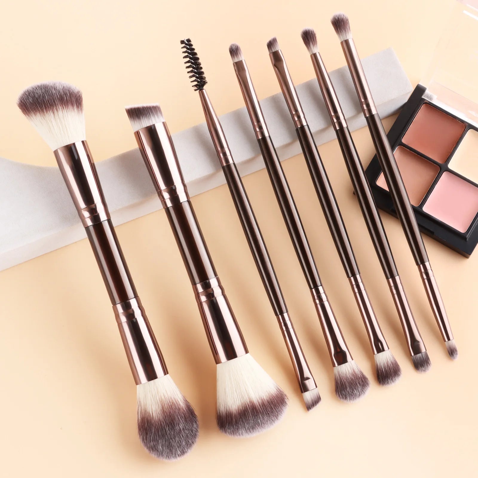 7 double-ended makeup brushes, loose powder brush, foundation brush, eyeshadow brush, eyebrow brush, soft hair beauty tool.