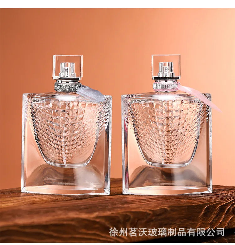 Bayonet Perfume Bottle 75ml Fish Scale Bottle with Silk Scarf Cap Transparent Glass Cosmetic Dispensing Empty Bottle
