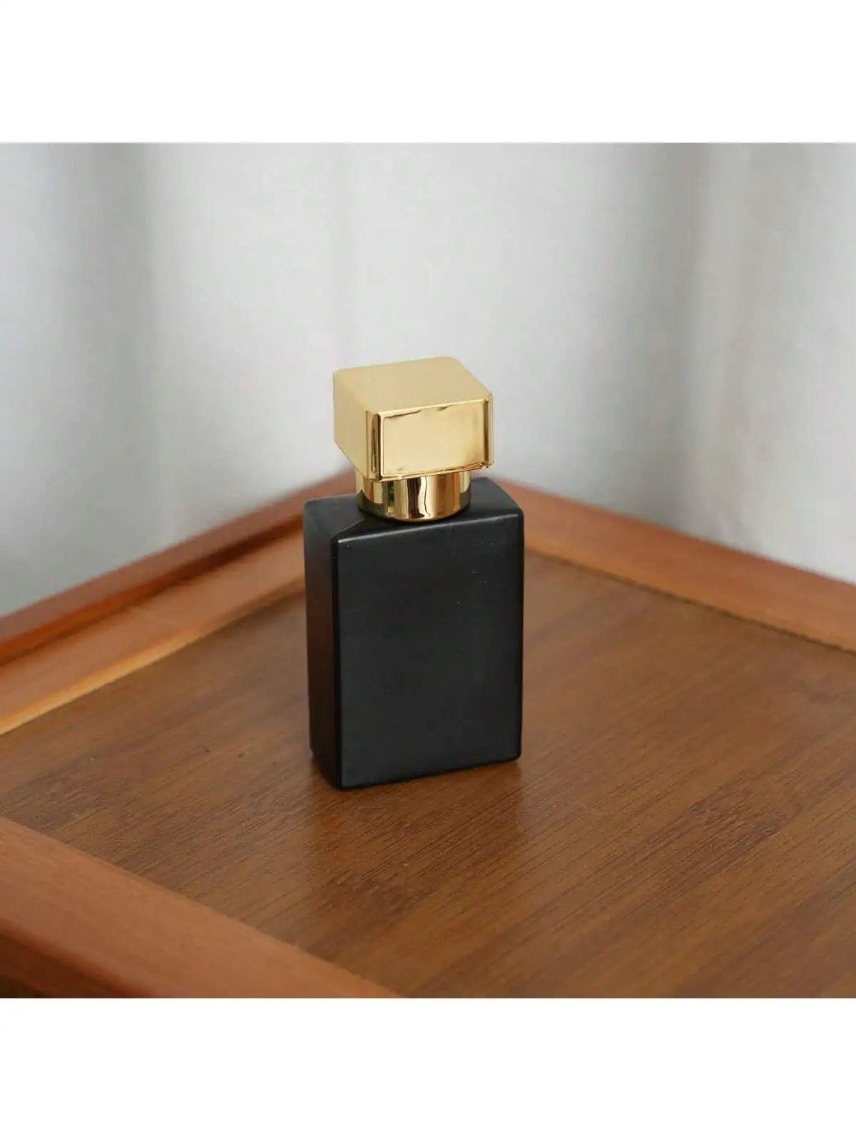 1pc Glass Refillable Perfume Bottle, 30ml/50ml Fine Mist Perfume Atomizer, Portable Cosmetic Sample Container, Travel Accessory,