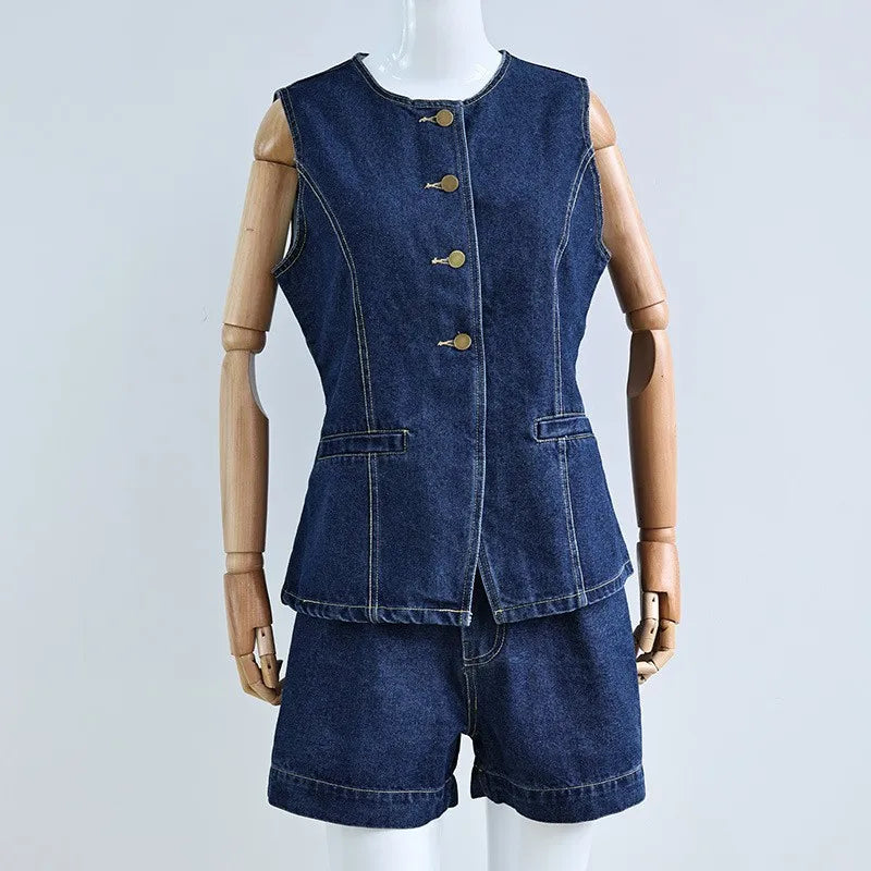 2026 Denim Shorts Suit Women Streetwear Outfits Distressed Top Sleeveless Round Collar Single Breasted Short Pants 2 Piece Sets