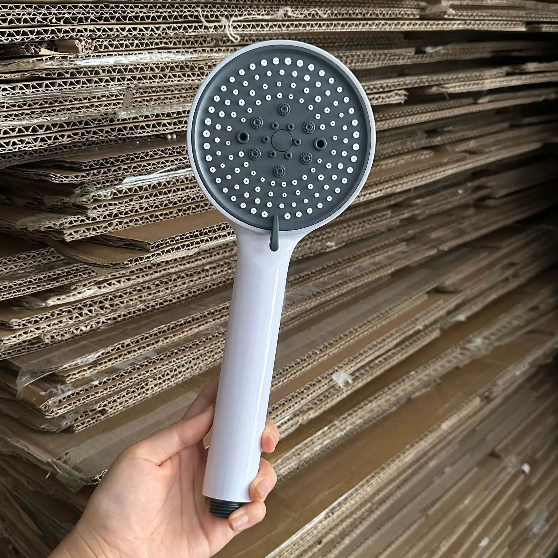 Cream Wind Pressurized ShowerHead 12 Cm Large Panel Water Outlet Handheld  Shower Head Pressurized ShowerSet