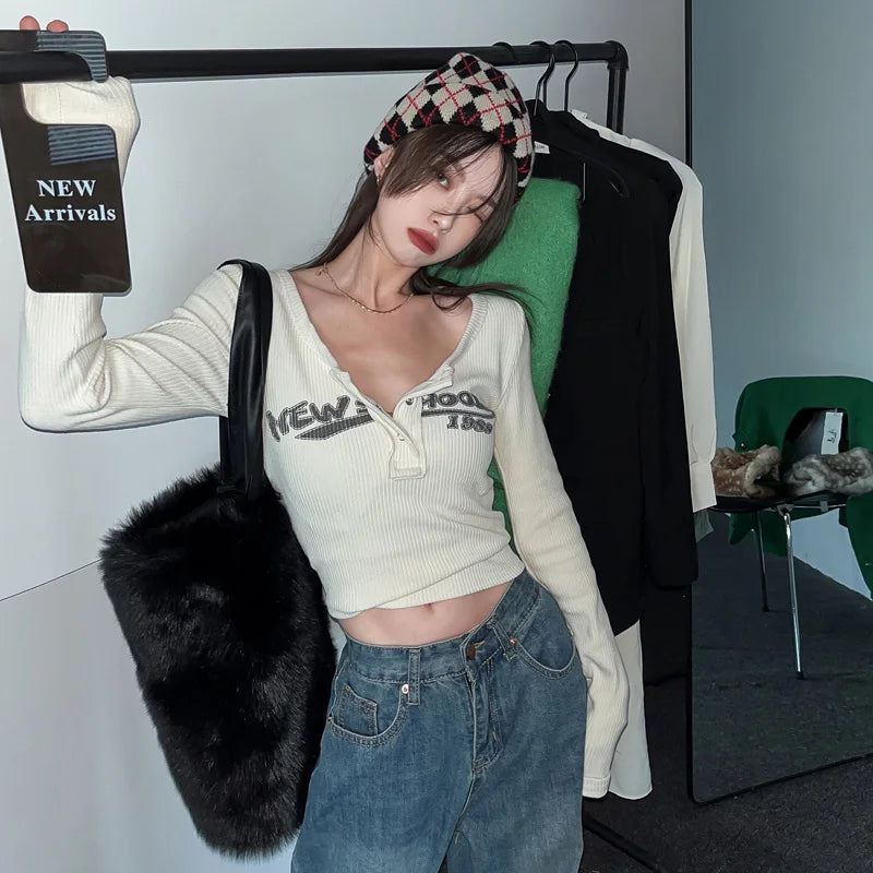 Spring and Autumn Y2K Graffiti Printed Elastic T-shirt for Women, slim fit with exposed navel long sleeved O-neck T-shirt