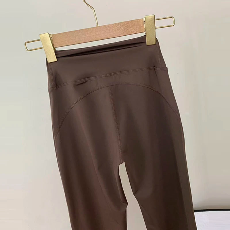 Women's High-Waisted Flared Pants Elastic Waist Cinching Hip-Lifting Casual Yoga Trousers for All Seasons Exercise Outdoor