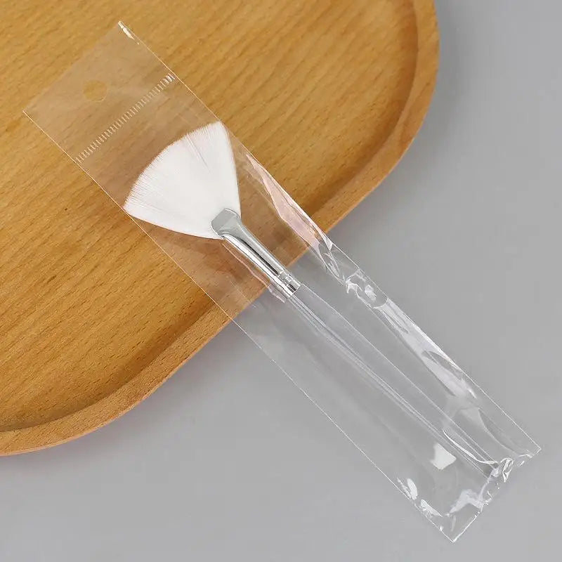 Fan-Shaped Makeup Brush Facial Mask Brush Soft Applicator Brushes Facial Beauty Tool DIY Tool