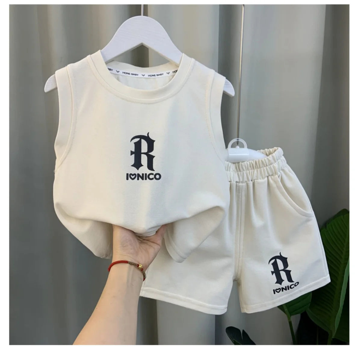 Children's Summer Clothing Set 2026 New Fashionable Boys and Babies Sleeveless T-shirt Shorts 2-Piece Girls' Casual Sports Set
