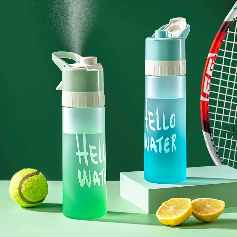 650ml Portable Spray Water Bottle Outdoor Sports Fitness Large Capacity Water Cup Jet Spray Bottle