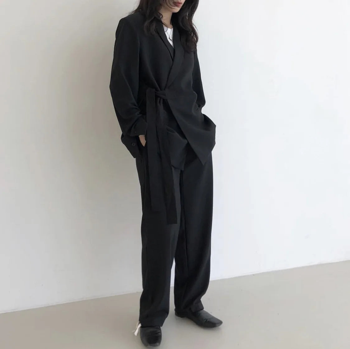 Spring Autumn Men's Loose Half Sleeved Suits Blazer Pants  2 Pieces Solid Clor Fashion Half Waistband Casual Blazer Suit Sets