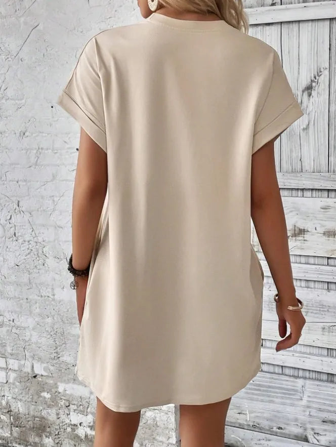 New women's spring and summer fashionable temperament casual commuting solid color round neck loose short sleeved pocket dress