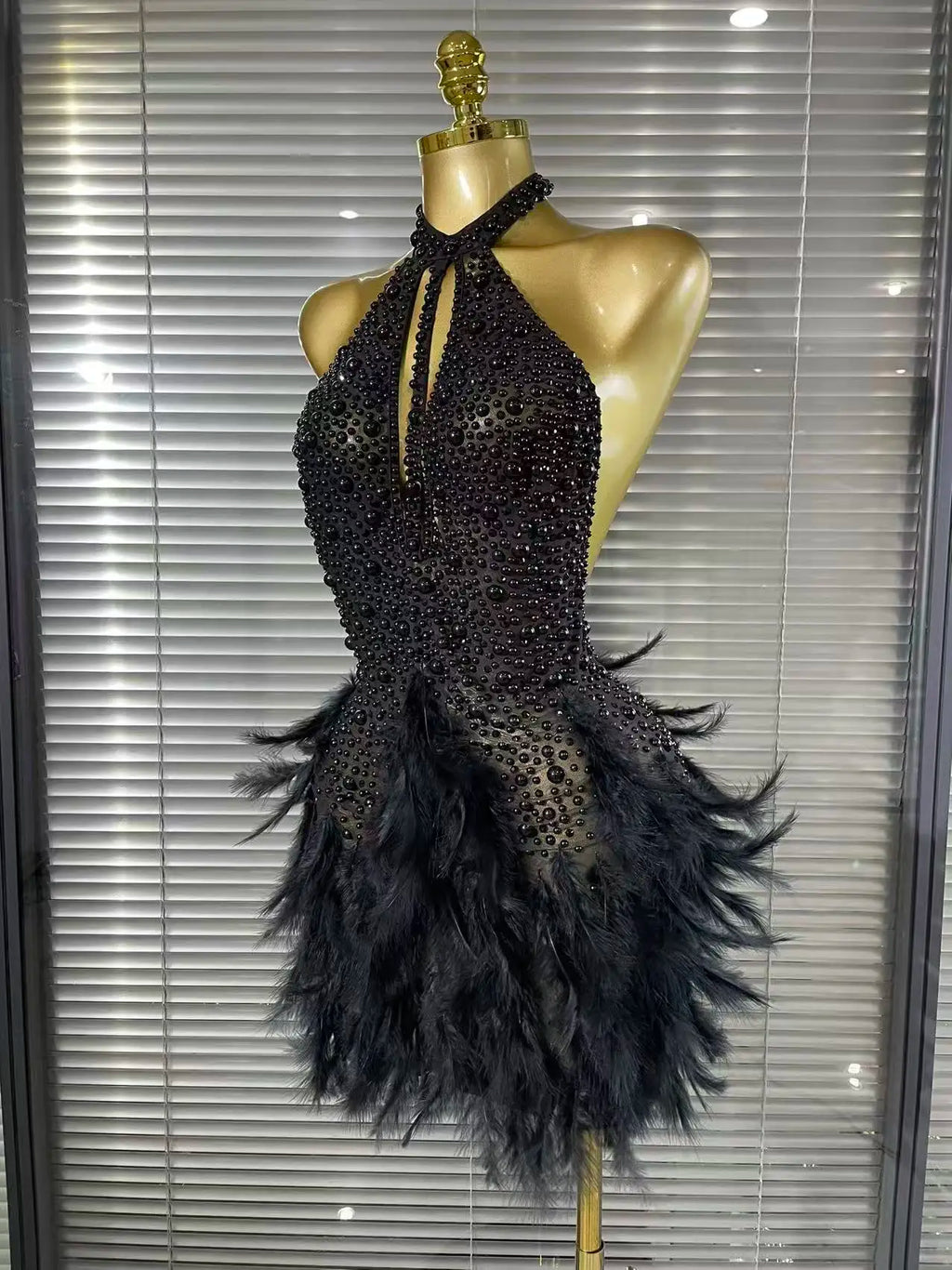 Shining Beading Women Sexy Halter Backless Feathers Bodycon Mini Dress Nightclub Party Celebrate Birthday Photoshoot Outfit