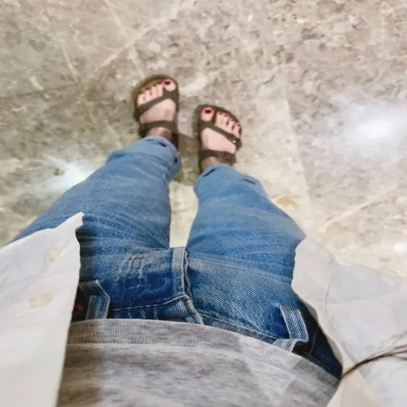 Summer Ins Hot Slippers New Women Cork Clogs Slippers Footbed Beach Sandals Outdoor Suede Clogs Sandals with Adjustable Buckle