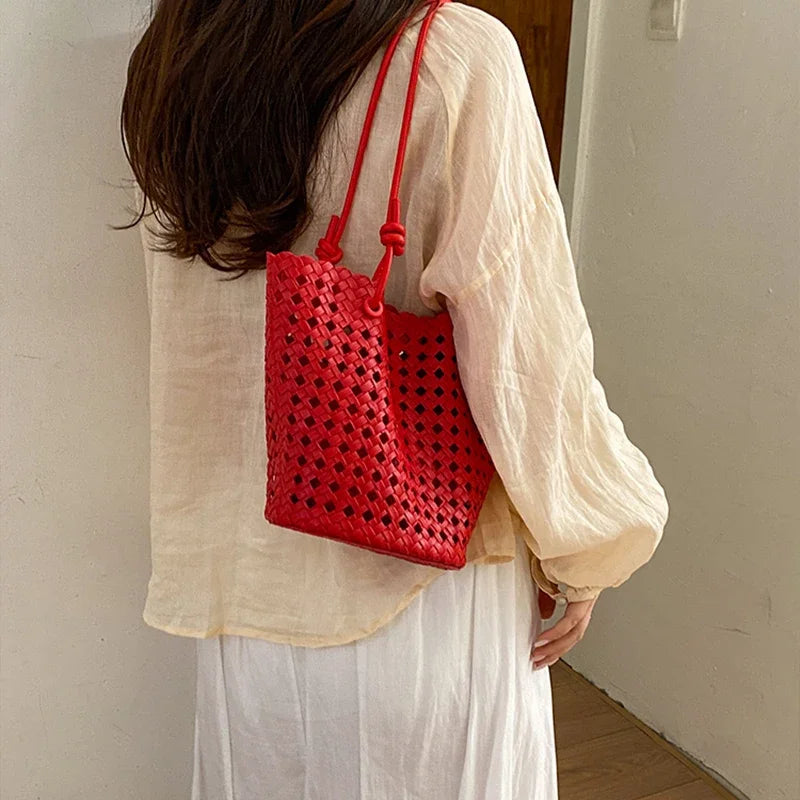 Hand-woven Openwork handBag With Zipper Inner Pocket,summer Pu Leather Beach Bucket Bags,large Capacity Simple Shopping handBag