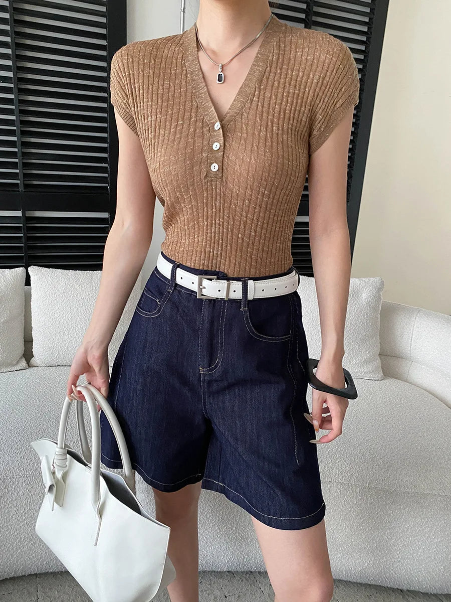 Summer women's casual solid color bright stitching wide leg denim shorts