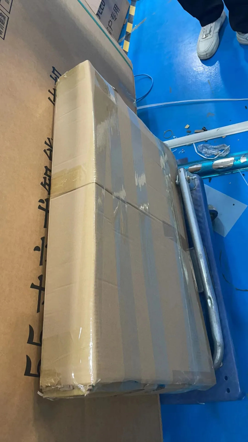 P1.86 320X160MM Revolutionize Your Visuals! LED Flexible Film Panel Display