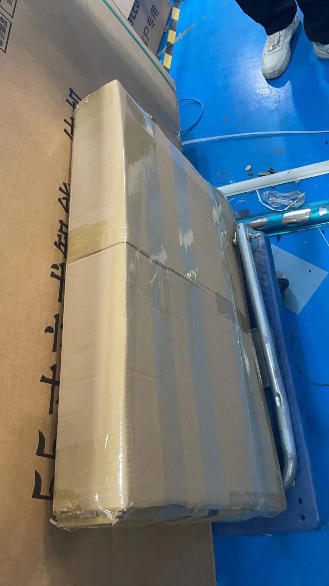 P1.86 320X160MM Revolutionize Your Visuals! LED Flexible Film Panel Display