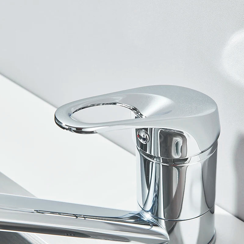 Long Nozzle Kitchen Standing Faucet Bathroom Faucet Modern Polished Chrome Plated Single Handle Swivel Kitchen Tap
